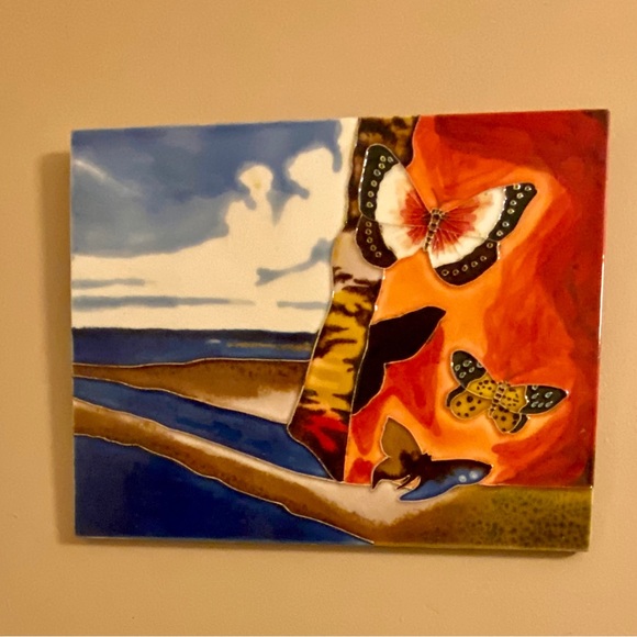 Awesome vintage ‘70s glazed ceramic tile scene of ocean & 3 butterflies - Picture 3 of 8